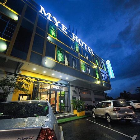 Mye Hotel Muar Bagian luar foto