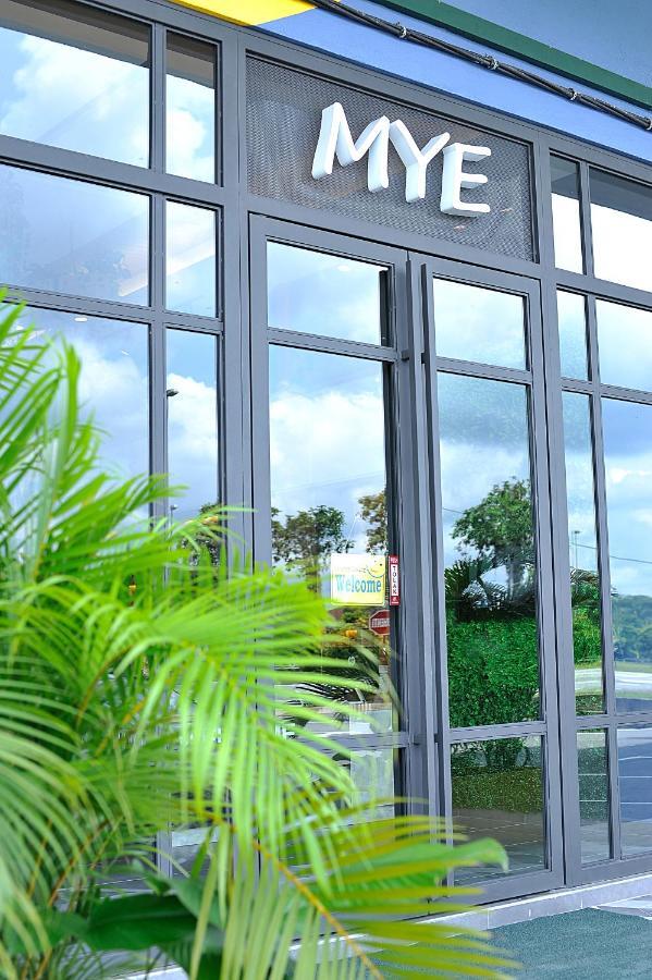 Mye Hotel Muar Bagian luar foto