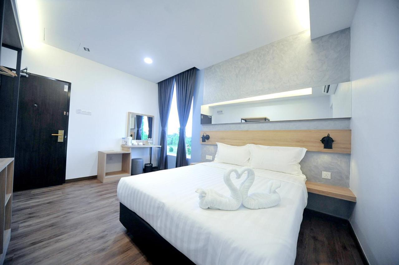 Mye Hotel Muar Bagian luar foto