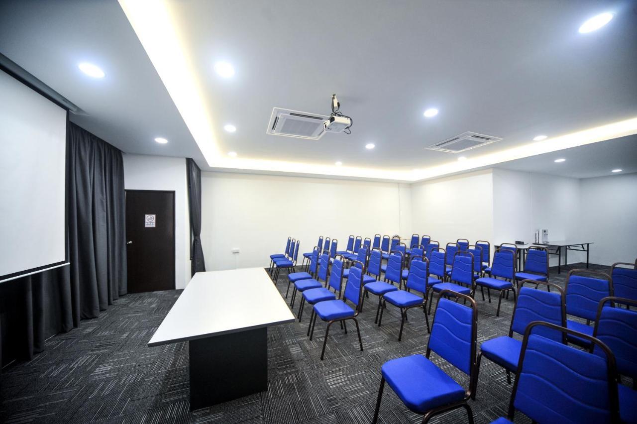 Mye Hotel Muar Bagian luar foto