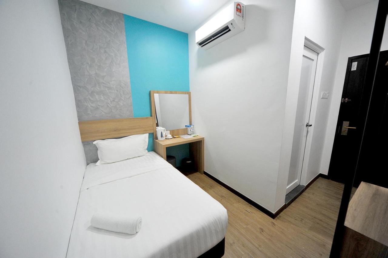 Mye Hotel Muar Bagian luar foto