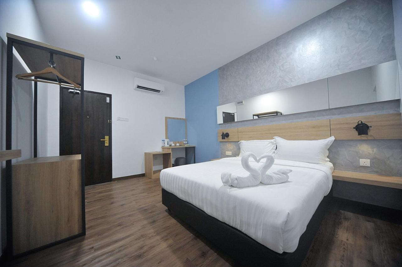 Mye Hotel Muar Bagian luar foto